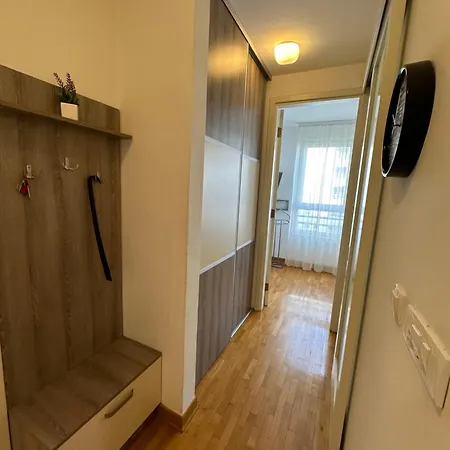 Nevena Belville Apartment