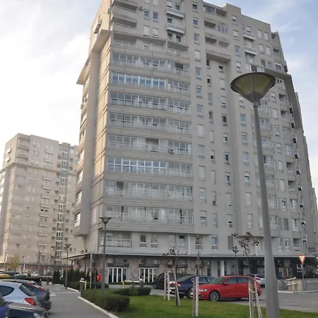 Nevena Belville Apartment *
